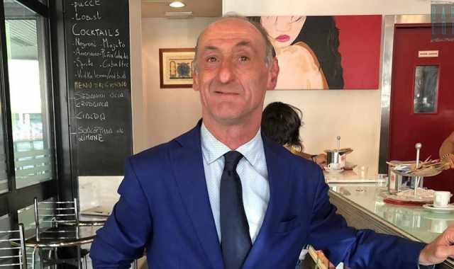 Elegante, sorridente e sempre in giro:  Cerino, il "personaggio" pi amato dai baresi